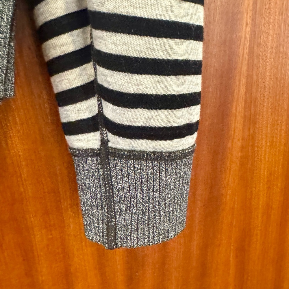 Hugo Boss Reversible Men’s Hoodie - Picture 8 of 11